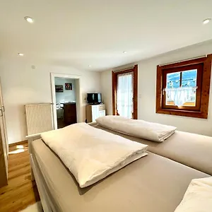  Apartment Roderer