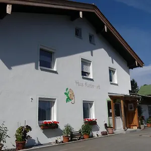  Appartement Haus Kunterbunt